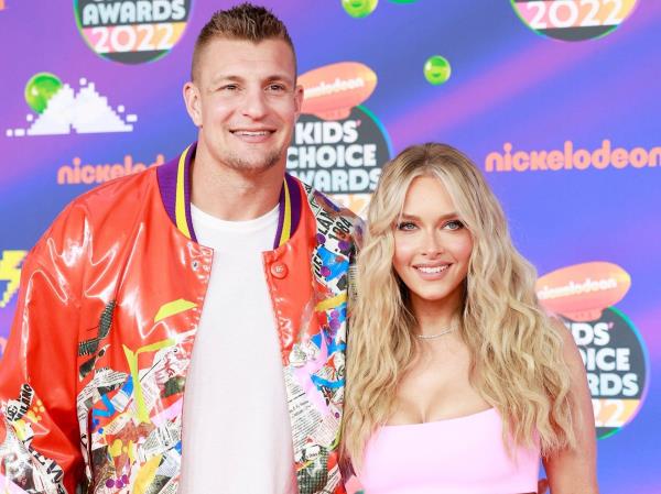 Pro-football player Rob Gronkowski and US model Camille Kostek attend the 2022 Nickelodeon Kids' Choice Awards held at Barker Hangar in Santa Monica, California, April 9, 2022.