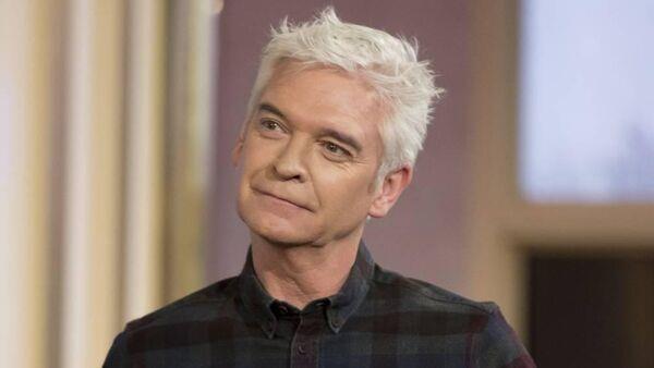 ITV updates policy on work relationships in wake of Phillip Schofield furore