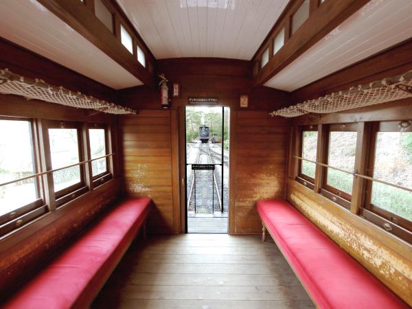 Meiji-Muras-Steam-Train-Car.jpg