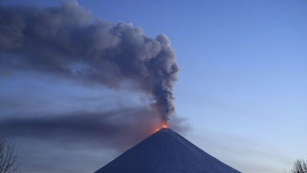Volcano eruption sends ash columns above Russian peninsula
