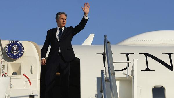 Bl<em></em>inken steps up Mid East diplomacy with West Bank talks with Palestinian leader