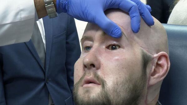 Surgeons perform world's first eye transplant on man who suffered electric shock