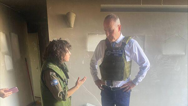 Micheál Martin's convoy forced into emergency stop in Israel amid air raid warning