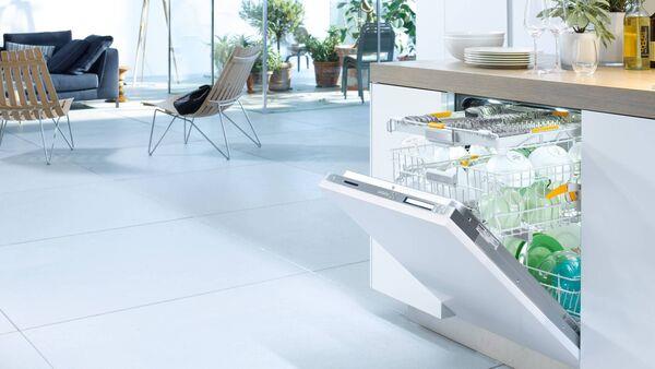 The Miele G7200SCIWH.
