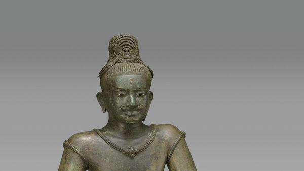 Cambodia welcomes return of artefacts linked to US collector