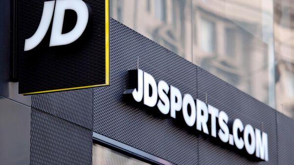 JD Sports warns on profit as consumers rein in spending
