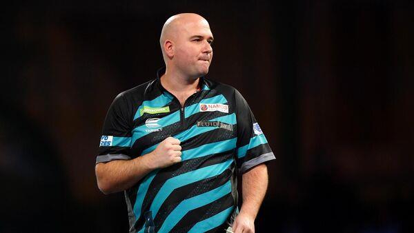 Rob Cross and Scott Williams through to last 16 at Alexandra Palace